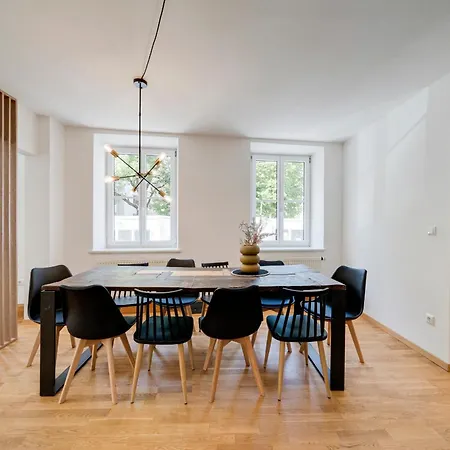 Lexapartments Zentral 101qm In Altstadtnaehe * Augsburg