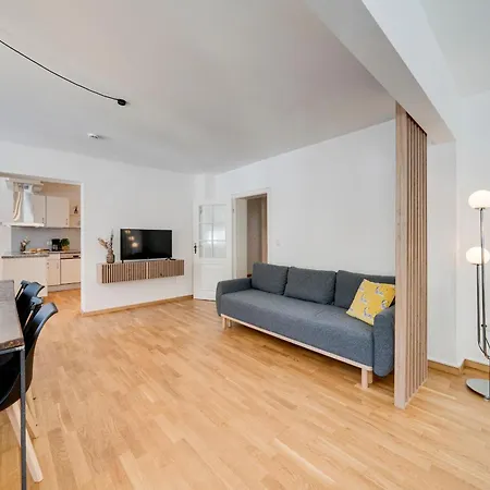Apartamento Lexapartments Zentral 101qm In Altstadtnaehe Augsburg