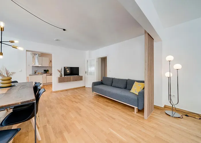 Daire Lexapartments Zentral 101qm In Altstadtnaehe Augsburg